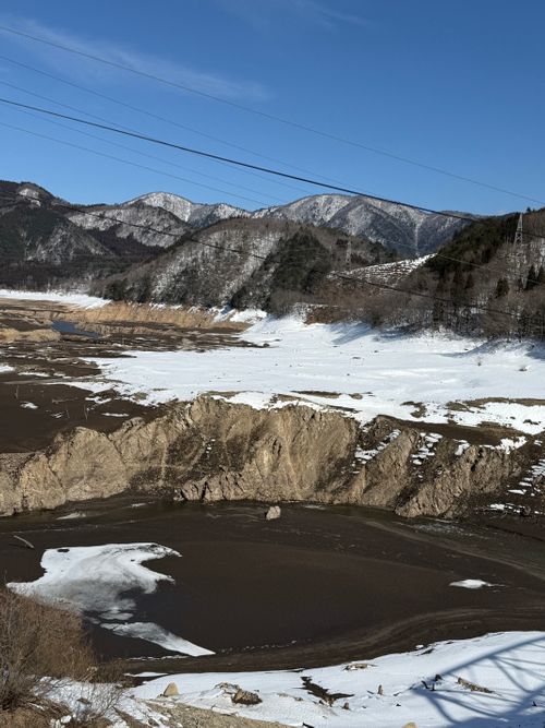 雪中キャンのおすすめ さくら街道みぼろ湖畔オートキャンプサイト ソロキャンプ 区画サイト シルバーズさんのキャンプブログ CAMPiii（キャンピー） -キャンプ専用SNS キャンプのすべてがここに集まる-