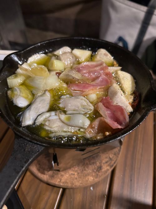 猫様と猫様に食われたパンと猫様に食われたパンを戴く下僕 大芦高原キャンプ場 ソロキャンプ フリーサイト おくさんさんのキャンプブログ CAMPiii（キャンピー） -キャンプ専用SNS キャンプのすべてがここに集まる-