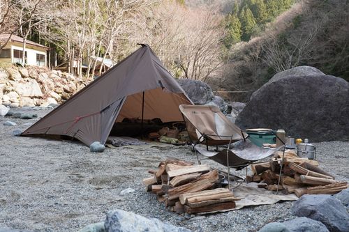 思い出の場所でソロ 大渡キャンプ場 ソロキャンプ 区画サイト 週末スナフキンさんのキャンプブログ CAMPiii（キャンピー） -キャンプ専用SNS キャンプのすべてがここに集まる-