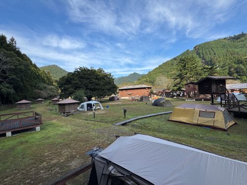 虹🌈キャンプ 南光自然観察村 ファミリーキャンプ 区画サイト yoji@campさんのキャンプブログ CAMPiii（キャンピー） -キャンプ専用SNS キャンプのすべてがここに集まる-