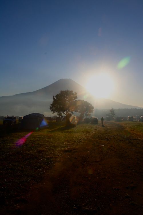 最高の天気だったふもとっぱらキャンプ ふもとっぱらキャンプ場 グループキャンプ フリーサイト OYAKATAさんのキャンプブログ CAMPiii（キャンピー） -キャンプ専用SNS キャンプのすべてがここに集まる-