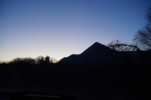 いつの間にか沢山揃ったソログル2連泊 ともえ川Park グループキャンプ 区画サイト 週末スナフキンさんのキャンプブログ CAMPiii（キャンピー） -キャンプ専用SNS キャンプのすべてがここに集まる-