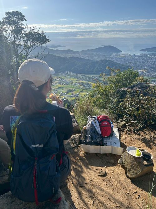 電車で行く🚃サウナキャンプ＆朝駆け登山の旅 Relax Village グループキャンプ 区画サイト NATSUさんのキャンプブログ CAMPiii（キャンピー） -キャンプ専用SNS キャンプのすべてがここに集まる-