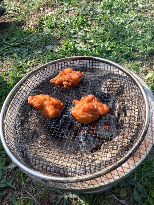 Vol.114 26/NO.04 お花見しながらお肉焼くぅ‼️ 坂戸市 ソロキャンプ フリーサイト 🔥焚き火🔥さんのキャンプブログ CAMPiii（キャンピー） -キャンプ専用SNS キャンプのすべてがここに集まる-