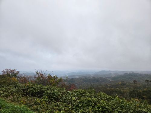 雲海キャンプ➃は雨☔ 花の駅せら オートキャンプ場 ソロキャンプ 区画サイト オートサイト 三代目とっしぃさんのキャンプブログ CAMPiii（キャンピー） -キャンプ専用SNS キャンプのすべてがここに集まる-