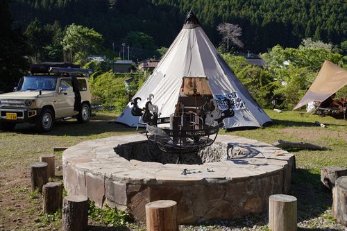 久しぶりのwoodsman WOODSMAN CAMPGROUND ソロキャンプ フリーサイト 週末スナフキンさんのキャンプブログ CAMPiii（キャンピー） -キャンプ専用SNS キャンプのすべてがここに集まる-
