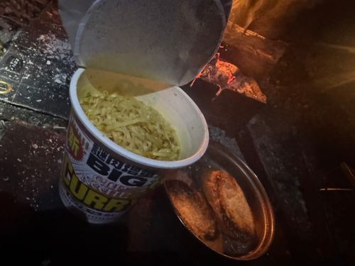 春の夏日キャンプ 丸火自然公園グリーンキャンプ場 ソロキャンプ 区画サイト まっつんさんのキャンプブログ CAMPiii（キャンピー） -キャンプ専用SNS キャンプのすべてがここに集まる-