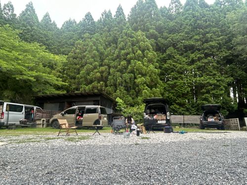 遠征❓ソログル🏕 TARUI FOREST FIELD ソロキャンプ グループキャンプ 区画サイト Genさんのキャンプブログ CAMPiii（キャンピー） -キャンプ専用SNS キャンプのすべてがここに集まる-