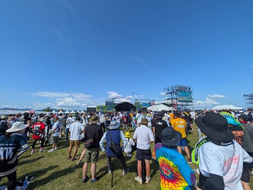 ワイルドバンチフェス行った→キワ・ラ・ビーチキャンプ泊。 キワ・ラ・ビーチ(岐波海水浴場) グループキャンプ フリーサイト ともっちさんのキャンプブログ CAMPiii(キャンピー) -キャンプ専用SNS キャンプのすべてがここに集まる-