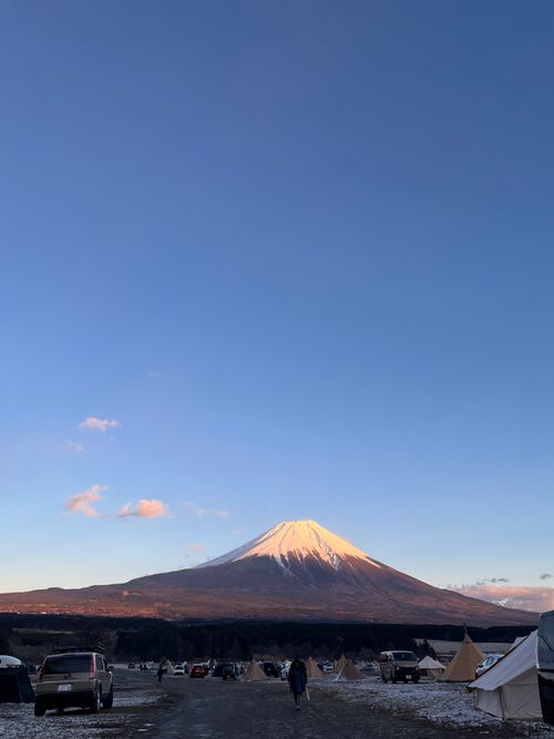 これがやりたかったよ！富士山とTPU🤩✨✨✨まさかの雪にびっくり5回目のふもとっぱら🗻 ふもとっぱらキャンプ場 ファミリーキャンプ フリーサイト Izumiさんのキャンプブログ CAMPiii（キャンピー） -キャンプ専用SNS キャンプのすべてがここに集まる-