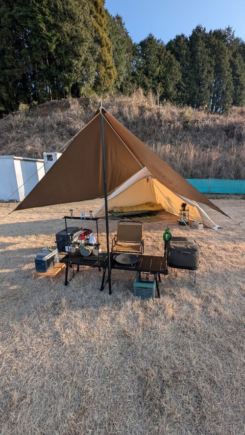 西海岸？🏄️いいえ、ここは西◯◯！ 阿蘇キャンプ Palm Park Adagio ソロキャンプ オートサイト ヒゲキャンさんのキャンプブログ CAMPiii（キャンピー） -キャンプ専用SNS キャンプのすべてがここに集まる-