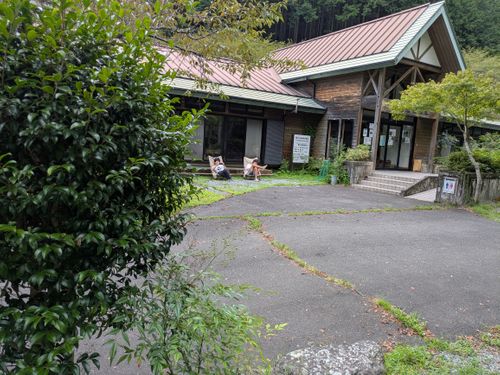 滝の迫力◎!川遊びも満喫!アットホームなキャンプ場 山水徳間の里キャンプ場 ファミリーキャンプ 区画サイト ひなはるさんのキャンプブログ CAMPiii(キャンピー) -キャンプ専用SNS キャンプのすべてがここに集まる-