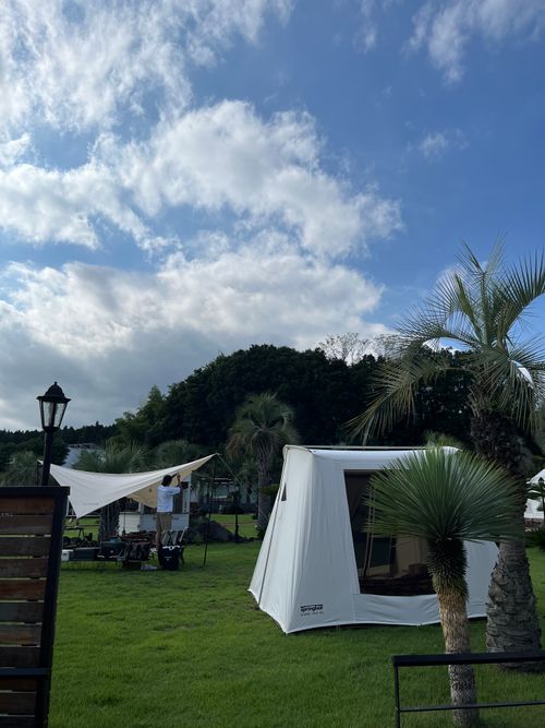 ここは、日本ですか😳✨✨？        🌴🌴🌴南国🏝️リゾートおしゃれ空間✨✨素敵すぎた群馬アカツキキャンプヴィレッジ⛺️ Akatsuki village ファミリーキャンプ 区画サイト Izumiさんのキャンプブログ CAMPiii（キャンピー） -キャンプ専用SNS キャンプのすべてがここに集まる-