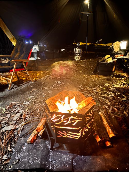 キャンプ界のスター（？）とソログルしてきた。 デルフリキャンプ エンジョイドローン上山田キャンプ場 グループキャンプ 区画サイト あやぴーさんのキャンプブログ CAMPiii（キャンピー） -キャンプ専用SNS キャンプのすべてがここに集まる-