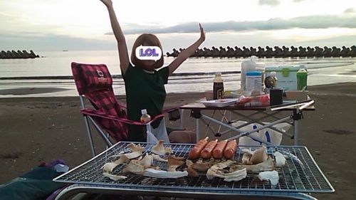 早朝の海です 出戸浜海水浴場 グループキャンプ フリーサイト ロマンチックあげる夫さんのキャンプブログ CAMPiii（キャンピー） -キャンプ専用SNS キャンプのすべてがここに集まる-