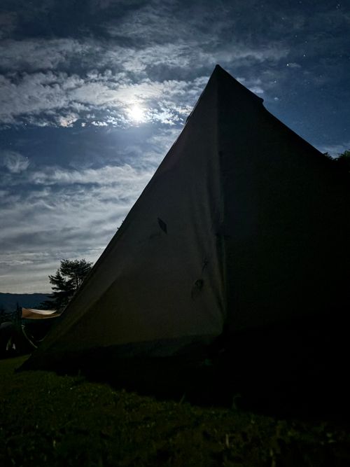 サーカスってホントいいテント⛺️できれば袋にゆとりが欲しい 星の草原キャンプ場 グループキャンプ フリーサイト とのさんのキャンプブログ CAMPiii（キャンピー） -キャンプ専用SNS キャンプのすべてがここに集まる-