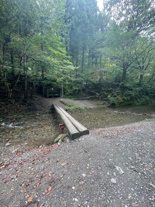 清流が目の前にある最高のロケーション!徒歩ソロで行く大鳩園キャンプ場 大鳩園キャンプ場 ソロキャンプ フリーサイト ma9さんのキャンプブログ CAMPiii(キャンピー) -キャンプ専用SNS キャンプのすべてがここに集まる-