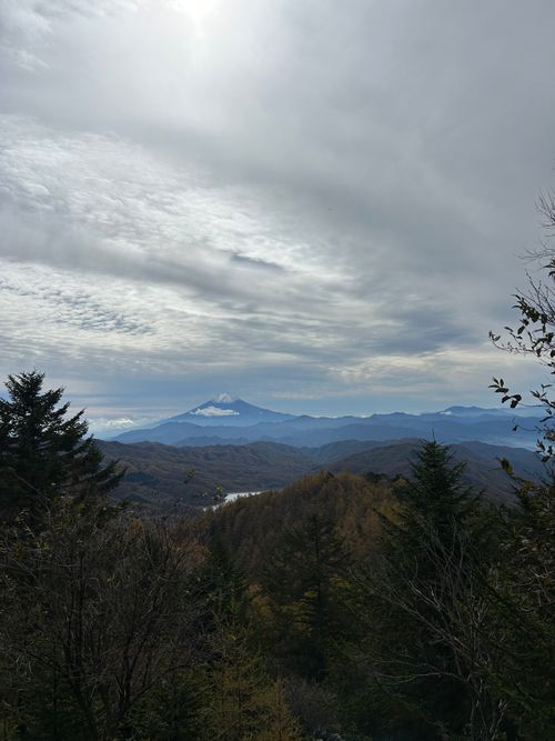 誘われて大菩薩嶺(自分は車中泊😆) 大菩薩嶺 ソロキャンプ グループキャンプ Genさんのキャンプブログ CAMPiii（キャンピー） -キャンプ専用SNS キャンプのすべてがここに集まる-