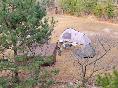 初亀島 亀島キャンプ場 グループキャンプ れいさんのキャンプブログ CAMPiii（キャンピー） -キャンプ専用SNS キャンプのすべてがここに集まる-
