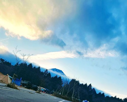 俺のあそびฅ(o‘ⓛ’o)ฅ    みりきゃん2025 富士本栖湖リゾート グループキャンプ ソロキャンプ フリーサイト くまくまさんのキャンプブログ CAMPiii（キャンピー） -キャンプ専用SNS キャンプのすべてがここに集まる-