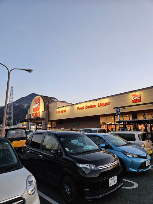 コスモキュランダ ともえ川Park ソロキャンプ グループキャンプ 区画サイト オートサイト IZUIZUさんのキャンプブログ CAMPiii（キャンピー） -キャンプ専用SNS キャンプのすべてがここに集まる-