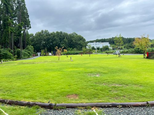 雨キャンプ🏕️ 高遊原プレーンキャンパーズ ファミリーキャンプ 区画サイト オートサイト べんけーさんのキャンプブログ CAMPiii(キャンピー) -キャンプ専用SNS キャンプのすべてがここに集まる-