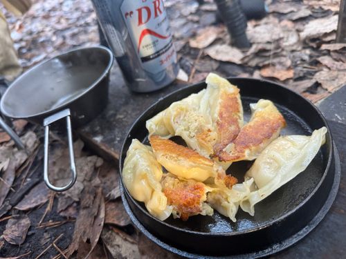 残雪中キャンプ PICA富士西湖 ソロキャンプ 区画サイト フリーサイト まっつんさんのキャンプブログ CAMPiii（キャンピー） -キャンプ専用SNS キャンプのすべてがここに集まる-