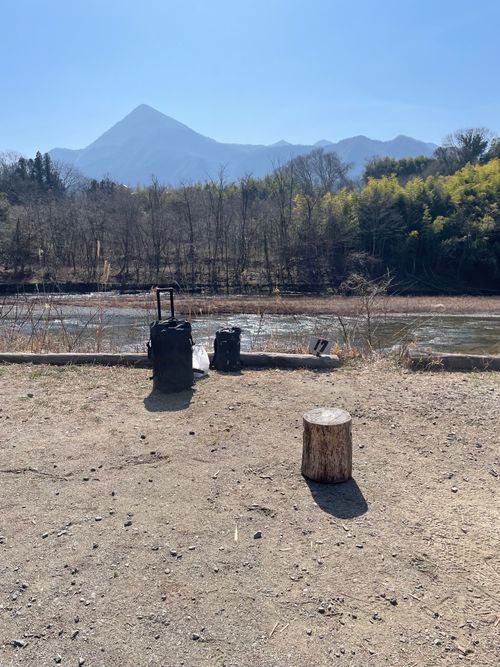 徒歩ソロで行く、武甲山と荒川の眺めが最高な、ともえ川Parkへ！ ともえ川Park ソロキャンプ 区画サイト ma9さんのキャンプブログ CAMPiii（キャンピー） -キャンプ専用SNS キャンプのすべてがここに集まる-