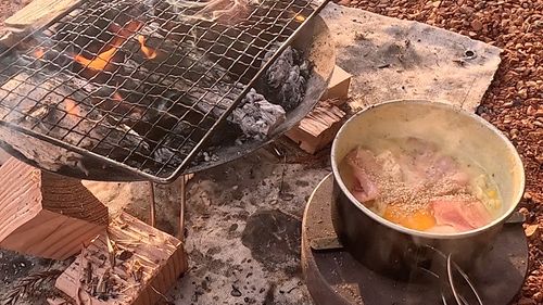 薪割りが楽しいキャンプ 俺たちのキャンプ場 ソロキャンプ フリーサイト HOTさんのキャンプブログ CAMPiii（キャンピー） -キャンプ専用SNS キャンプのすべてがここに集まる-