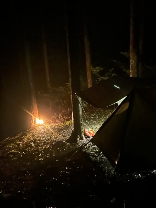 雨☔️の完ソロ🏕 ソロキャンプ フリーサイト Genさんのキャンプブログ CAMPiii（キャンピー） -キャンプ専用SNS キャンプのすべてがここに集まる-