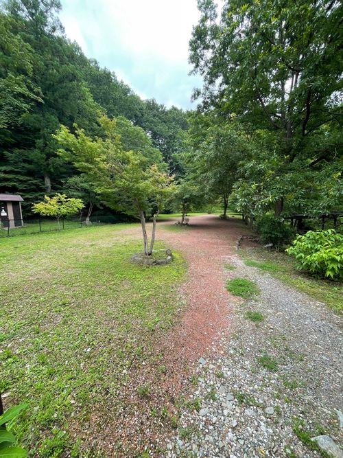 見晴らしが良いMahora稲穂山でのソロキャンプ！ リトリートフィールドMahora 稲穂山 P4 ソロキャンプ 区画サイト ma9さんのキャンプブログ CAMPiii（キャンピー） -キャンプ専用SNS キャンプのすべてがここに集まる-