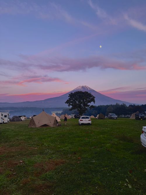 最高の天気だったふもとっぱらキャンプ ふもとっぱらキャンプ場 グループキャンプ フリーサイト OYAKATAさんのキャンプブログ CAMPiii（キャンピー） -キャンプ専用SNS キャンプのすべてがここに集まる-