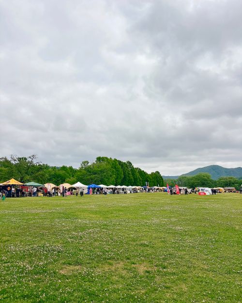 色々ありすぎるんだけど😆🎶アウトドアイベント開催だっちゃ 国営みちのく杜の湖畔公園 Oniyomeさんのキャンプブログ CAMPiii（キャンピー） -キャンプ専用SNS キャンプのすべてがここに集まる-