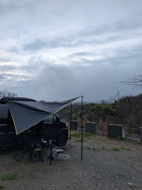 Genまい ともえ川Park ソロキャンプ 区画サイト オートサイト IZUIZUさんのキャンプブログ CAMPiii（キャンピー） -キャンプ専用SNS キャンプのすべてがここに集まる-