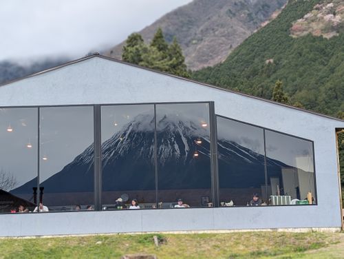 雨にも負けず風にも負けず&hellip; ふもとっぱらキャンプ場 ファミリーキャンプ 好々爺🇯🇵さんのキャンプブログ CAMPiii（キャンピー） -キャンプ専用SNS キャンプのすべてがここに集まる-