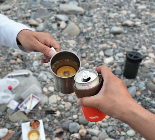 河原でキャンプ 美濃橋 河川敷 ソロキャンプ グループキャンプ フリーサイト たかたかぽんたさんのキャンプブログ CAMPiii（キャンピー） -キャンプ専用SNS キャンプのすべてがここに集まる-