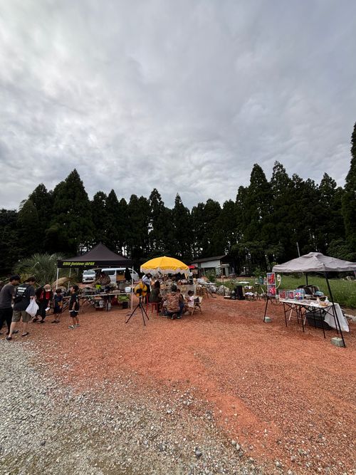 『俺たち〜』って言うから，おっさんが対応してくれると思ってたら，優しいお姉さん2人やった 俺たちのキャンプ場 ソロキャンプ とのさんのキャンプブログ CAMPiii（キャンピー） -キャンプ専用SNS キャンプのすべてがここに集まる-
