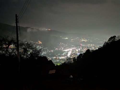 夜景を求めて GROVE camping hill グループキャンプ 区画サイト ひげさんさんのキャンプブログ CAMPiii（キャンピー） -キャンプ専用SNS キャンプのすべてがここに集まる-