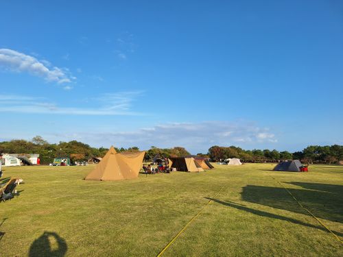 十周年 吉田町 グループキャンプ フリーサイト モンジロウ🦉さんのキャンプブログ CAMPiii（キャンピー） -キャンプ専用SNS キャンプのすべてがここに集まる-