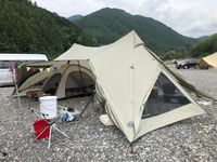 CAMPiii(キャンピー) attiy & erenaさんのキャンプギア テント NATIONAL GEOGRAPHIC 鎌倉天幕 ロゴス
