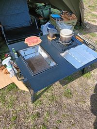 CAMPiii（キャンピー） ひでポンさんのキャンプギア テーブル Solotour