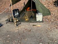 CAMPiii（キャンピー） てぃーえむキャンプさんのキャンプギア テント ルーマニア軍