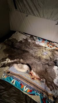 CAMPiii（キャンピー） 出口 正行さんのキャンプギア マット Sunshine Cowhides