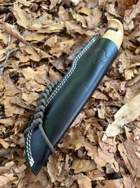 CAMPiii（キャンピー） YOTIさんのキャンプギア ナイフ HELLE