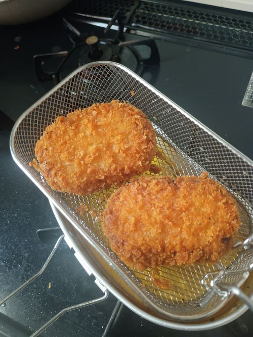 イギリス軍 クッキング フライパン ウエィダーさんのキャンプギア CAMPiii（キャンピー） -キャンプ専用SNS キャンプのすべてがここに集まる-