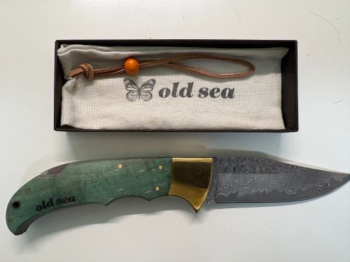 old sea ツール ナイフ mitsu🇫🇷さんのキャンプギア CAMPiii（キャンピー） -キャンプ専用SNS キャンプのすべてがここに集まる-