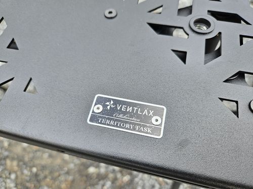 VENTLAX ファニチャー テーブル 三代目とっしぃさんのキャンプギア CAMPiii（キャンピー） -キャンプ専用SNS キャンプのすべてがここに集まる-