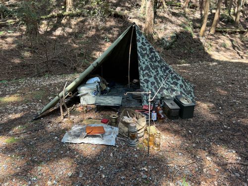 ルーマニア軍 テント、タープ テント てぃーえむキャンプさんのキャンプギア CAMPiii（キャンピー） -キャンプ専用SNS キャンプのすべてがここに集まる-