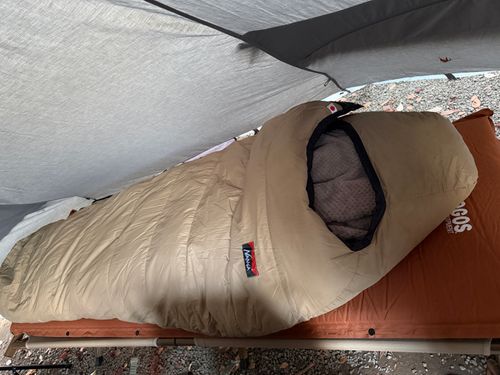 NANGA ナンガ スリーピング シュラフ ぐうたら夫婦さんのキャンプギア CAMPiii（キャンピー） -キャンプ専用SNS キャンプのすべてがここに集まる-