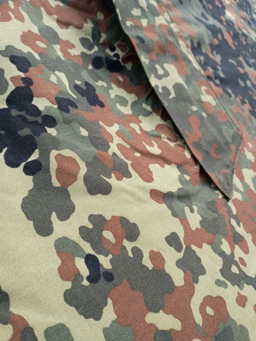 ドイツ軍 テント、タープ テント ウエィダーさんのキャンプギア CAMPiii(キャンピー) -キャンプ専用SNS キャンプのすべてがここに集まる-